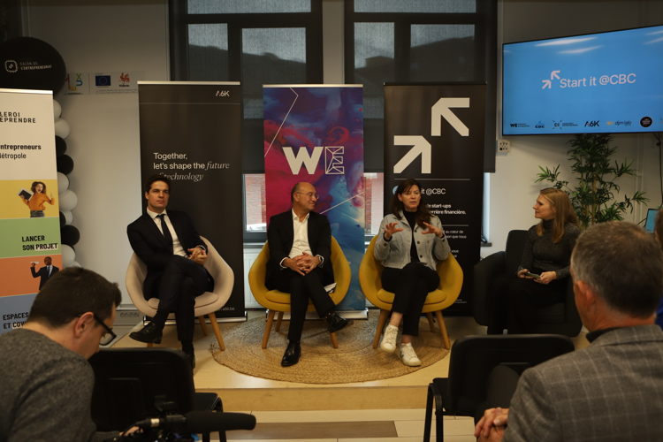 Thomas Dermine, Jean-Pierre Di Bartolomeo (Wallonie Entreprendre), Sylvie Michel (Loopipak) et Sophie Verhulst (Start it @CBC).