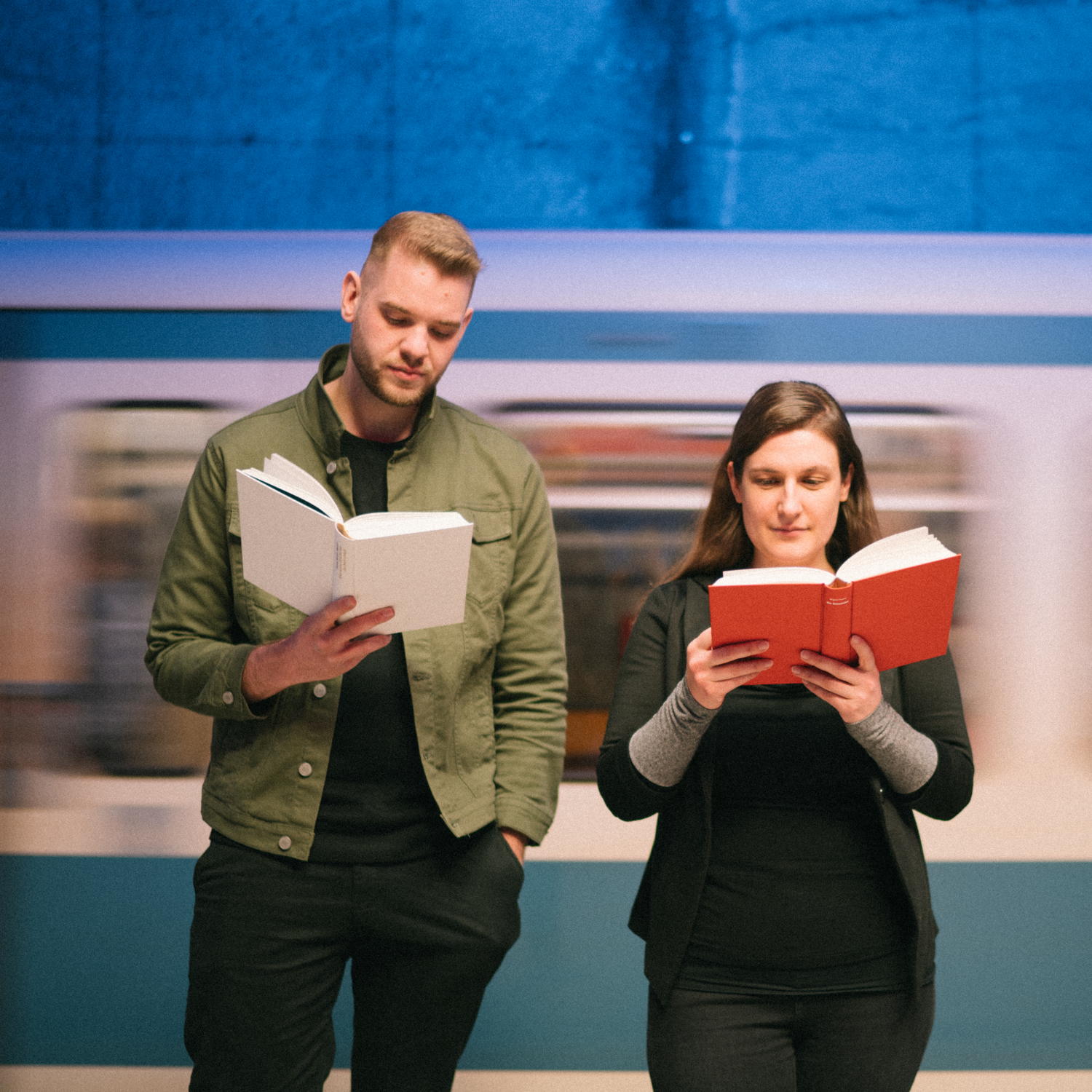 Die beiden Hosts sind Kollegen aus der Hugendubel-Buchhandlung am Stachus in München. (c) Hugendubel