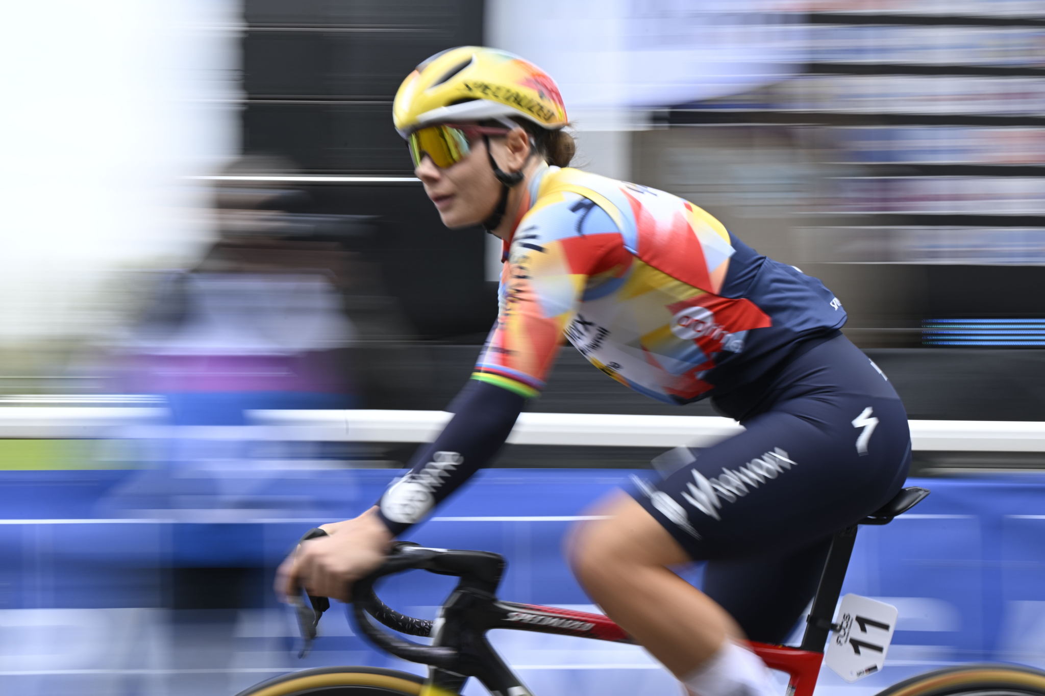 Tour of Flanders: Kopecky and Van der Poel seek record fourth wins