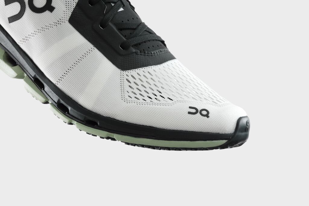 Cloudflash in White|Black (Men/Women)
