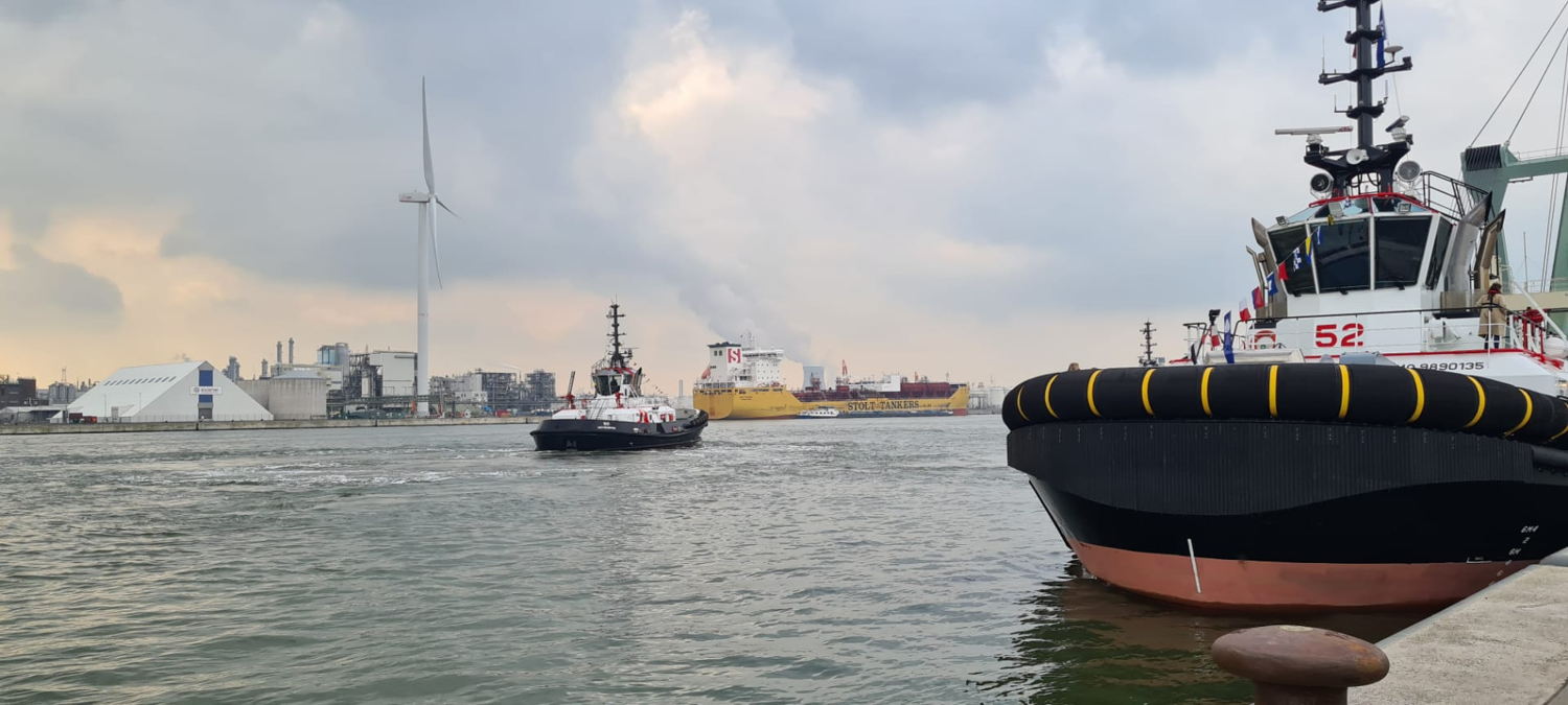 energie-efficiënte sleepboten - remorqueurs économes en énergie - energy-efficient tugs - energieeffizienten Schleppern © Port of Antwerp  