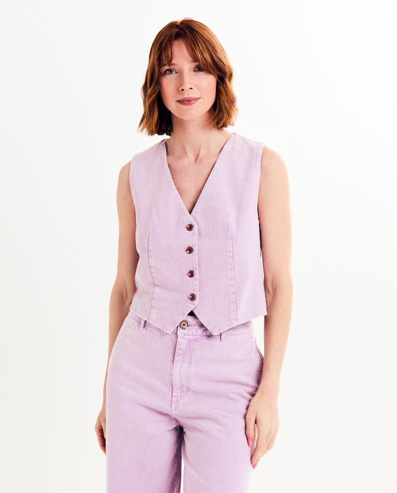 306966PAL 2 L JBC X Dina Tersago SS25 69,95EUR