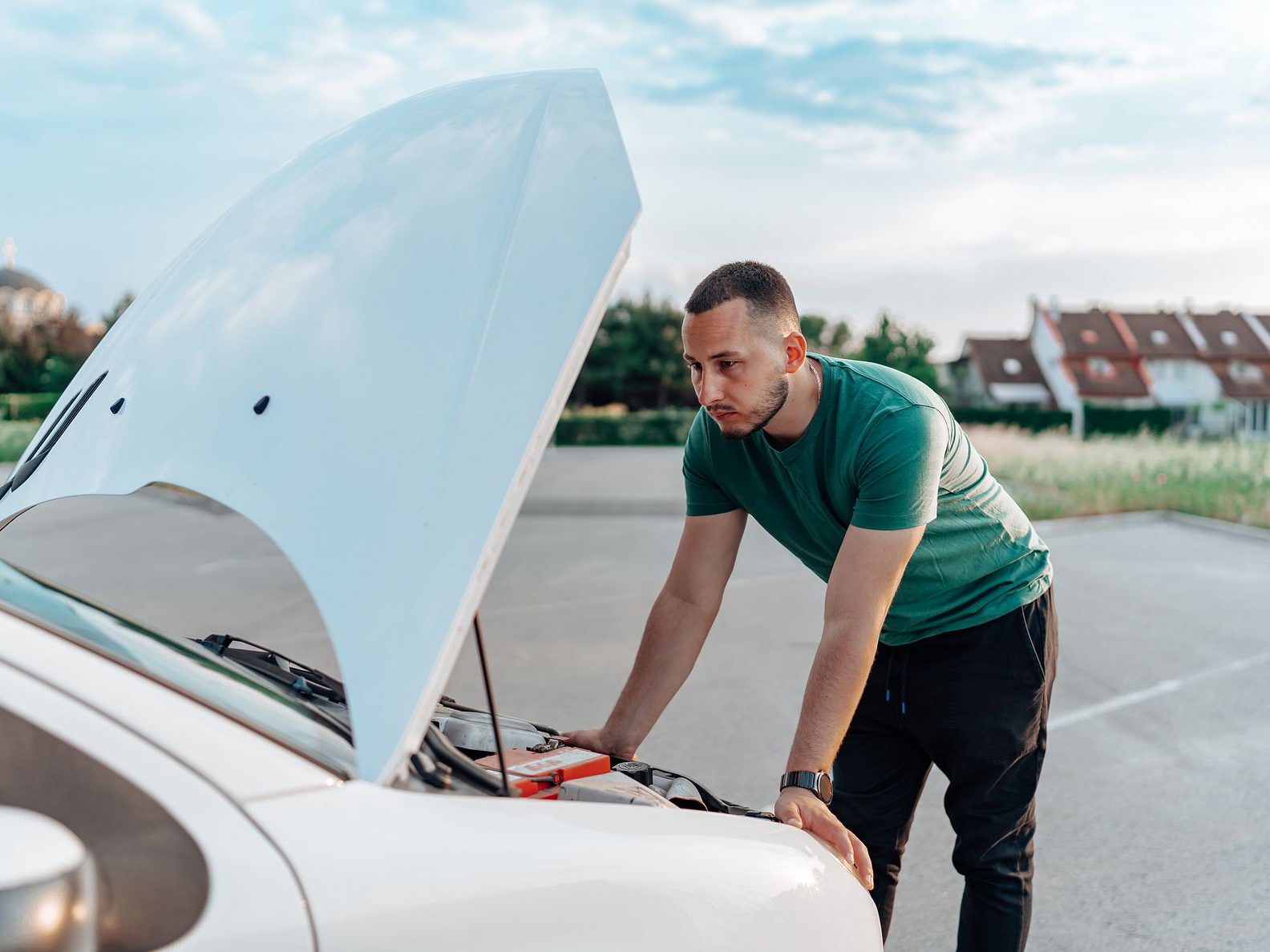 Cost-of-living pressures cause a quarter of young drivers to put off needed car repairs
