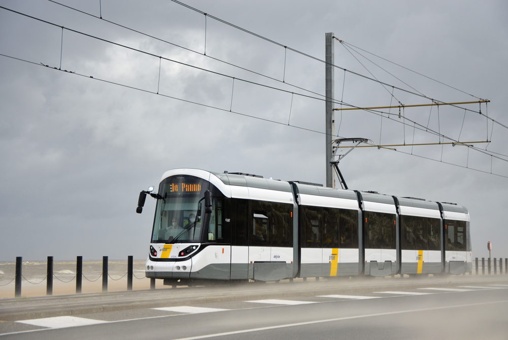 Kusttram CAF (foto: Robin Van de Ven)