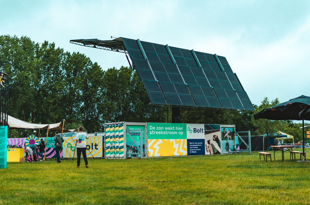 Bolt's mobiele zonne-installatie ©Ward Rombaut