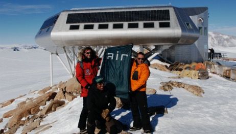 Antarctica 2009: inwijding van de “Zero Emission Polar Station” Prinses Elisabeth en plots besef van de kwetsbaarheid van ons ecosysteem


