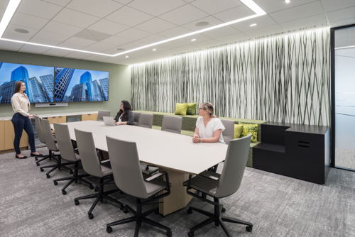 Medium Conference Room