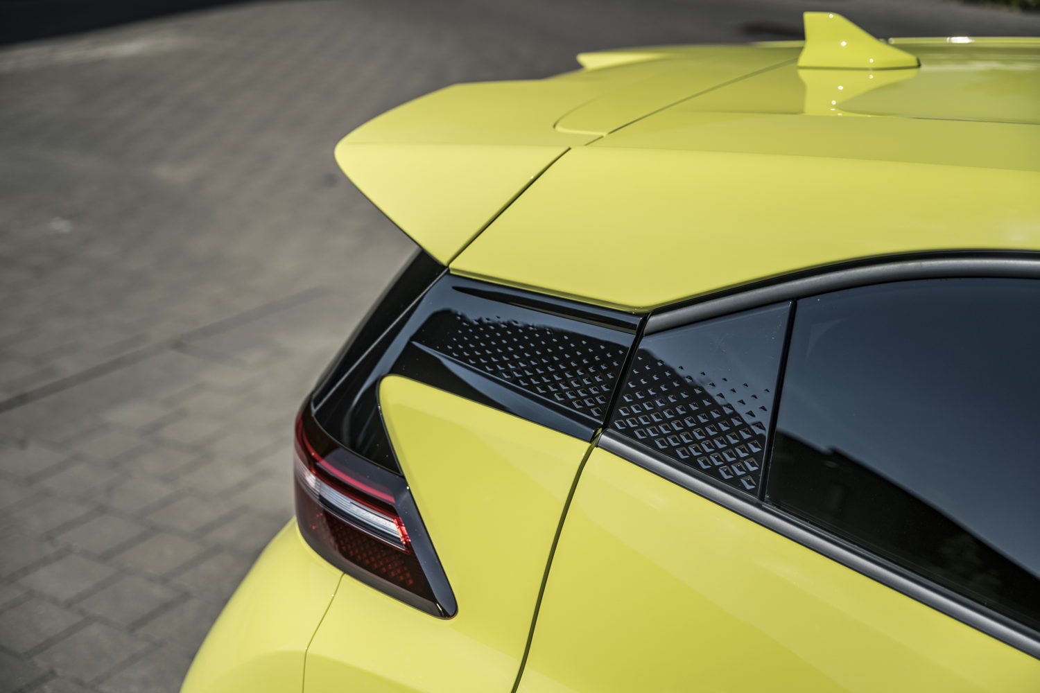 2025 BYD DOLPHIN SURF DETAIL 007