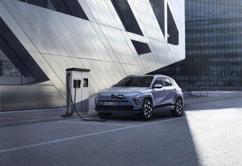 Hyundai beschleunigt mit dem aufgewerteten All-new KONA seine Vision der Elektrifizierung, mit erweiterter Reichweite und modernsten Funktionen