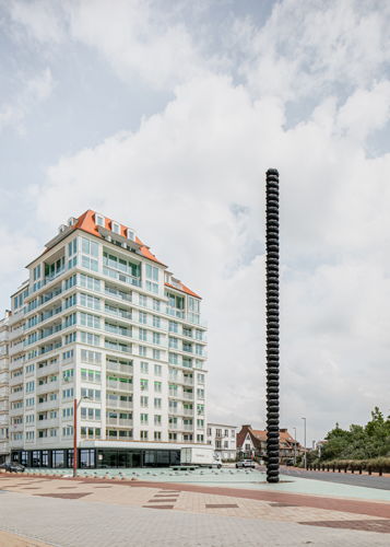 07. THOMAS LEROOY, Tower, 2020. Image by Jeroen Verrecht