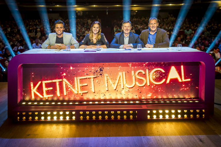 Ketnet Musical - de jury in de finaleweek: Giovanni Kemper, Laura Tesoro,  Koen Crucke en Gert Verhulst - (c) VRT/Frederik Beyens