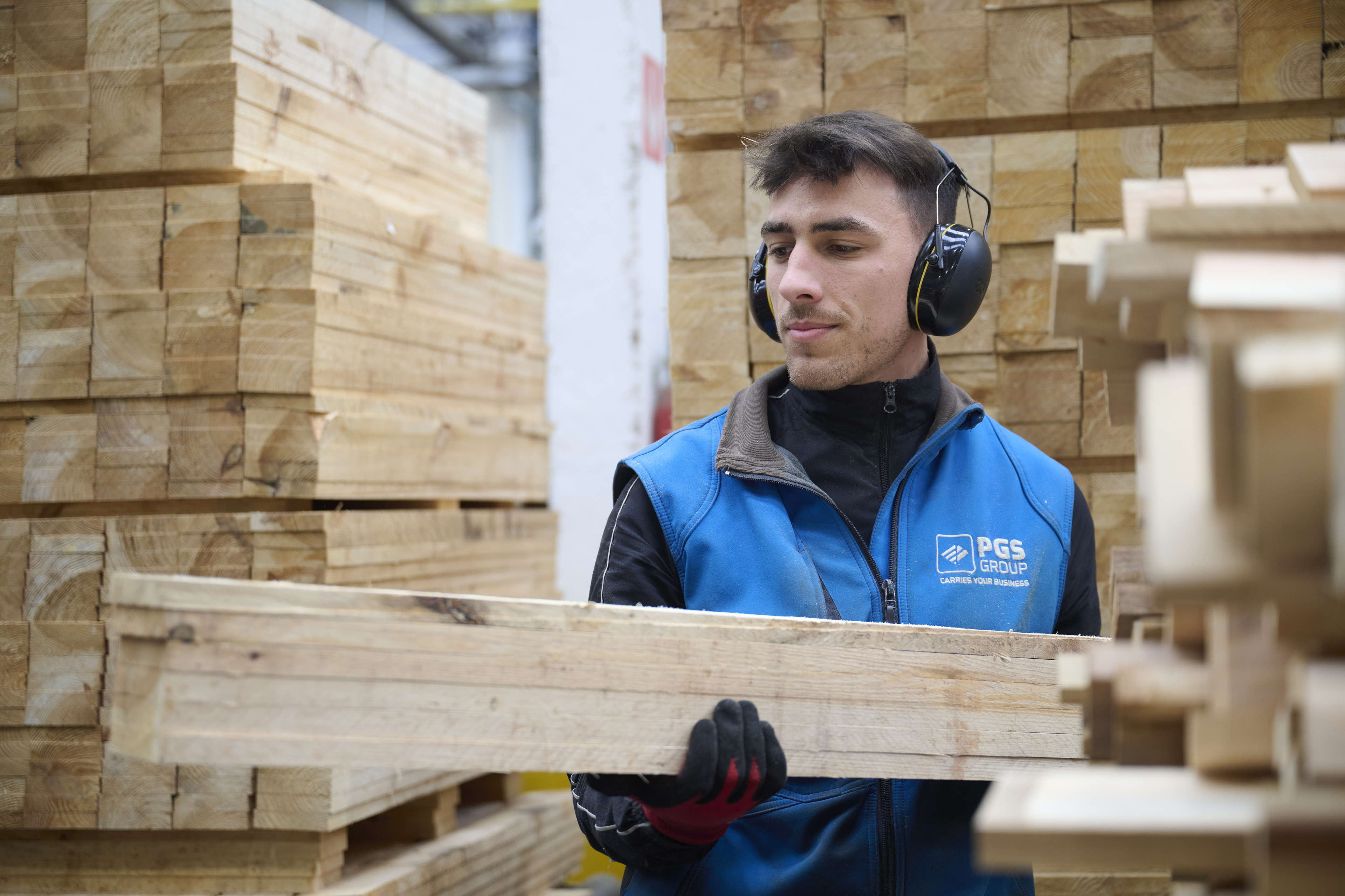 PGS Group zet eerste stap op Britse markt via strategisch depot voor tweedehands pallets