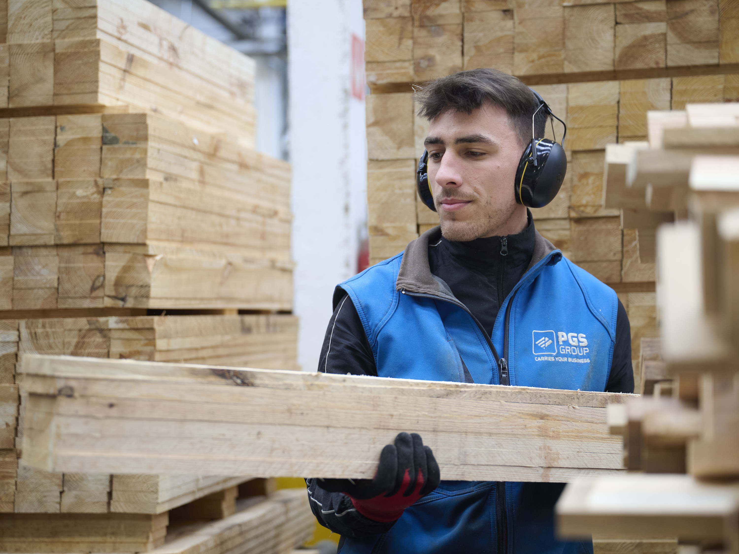 PGS Group zet eerste stap op Britse markt via strategisch depot voor tweedehands pallets
