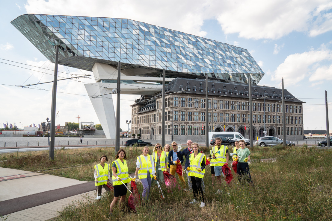 Port of Antwerp-Bruges lanceert #PortCleanUpChallenge2022 om zwerfvuil aan te pakken