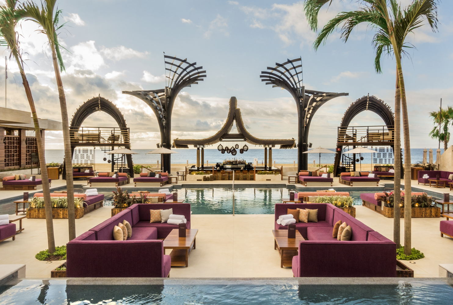 OMNIA Dayclub  en Vidanta Los Cabos phocredit TOMO