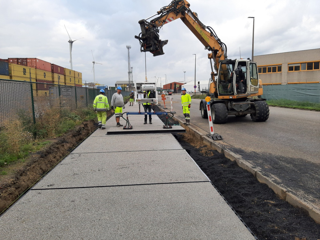 First in Antwerp port area: circular cycle path