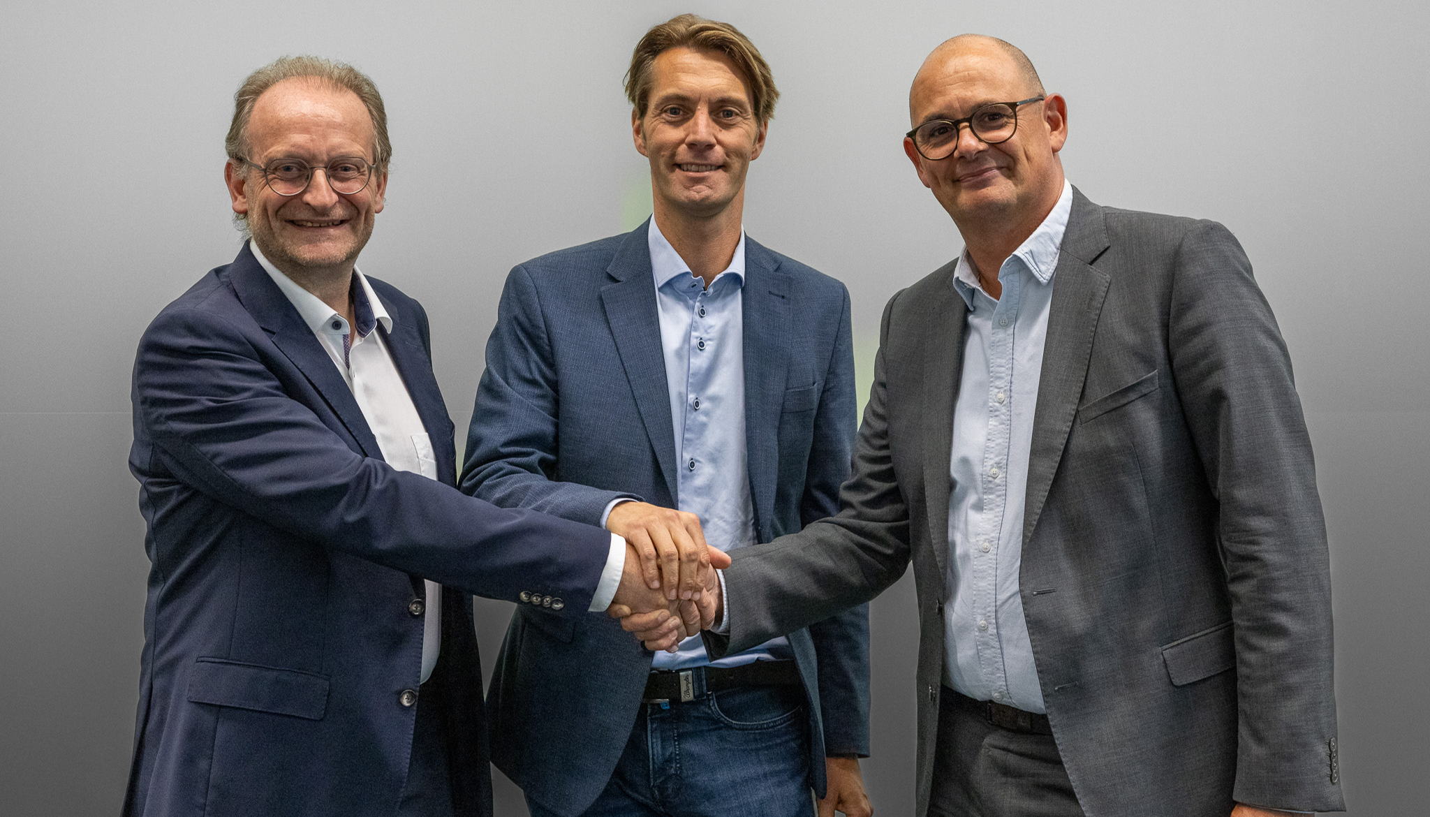 AG et Proximus unissent leurs forces en investissant dans la plateforme de consultation vidéo belge Doktr