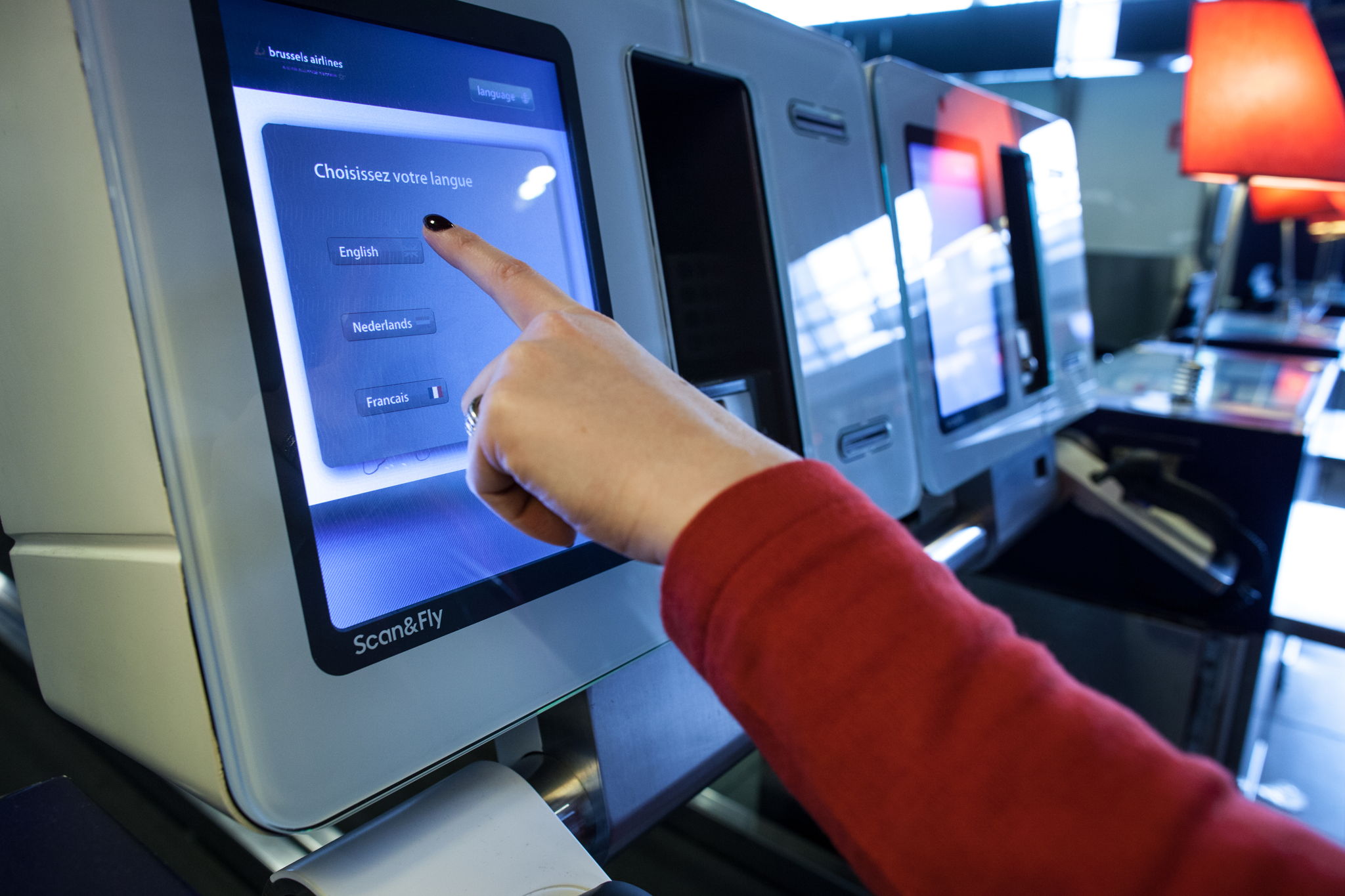 brussels airlines check in luggage