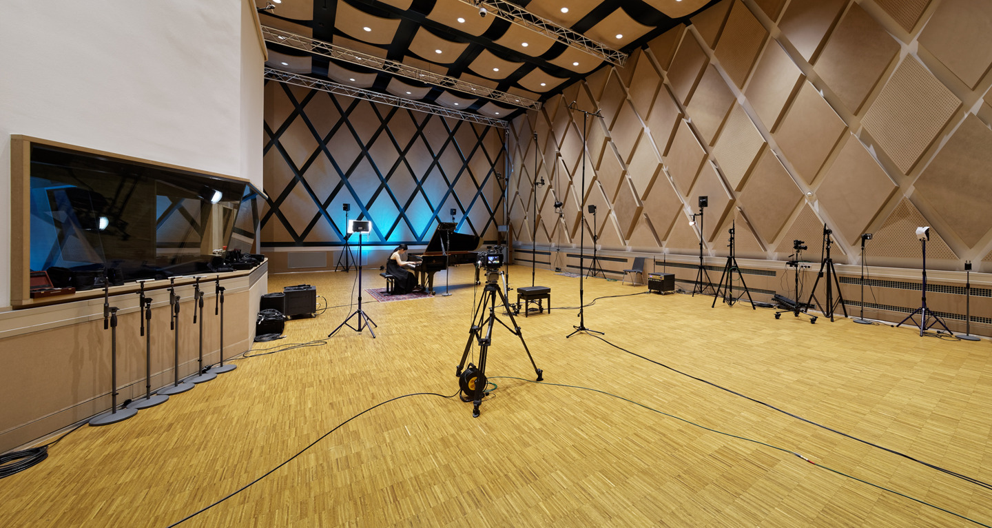 NEUMANN-MONITORE FÜR IMMERSIVE AUDIO IN DEN TESSMAR STUDIOS / HANNOVER