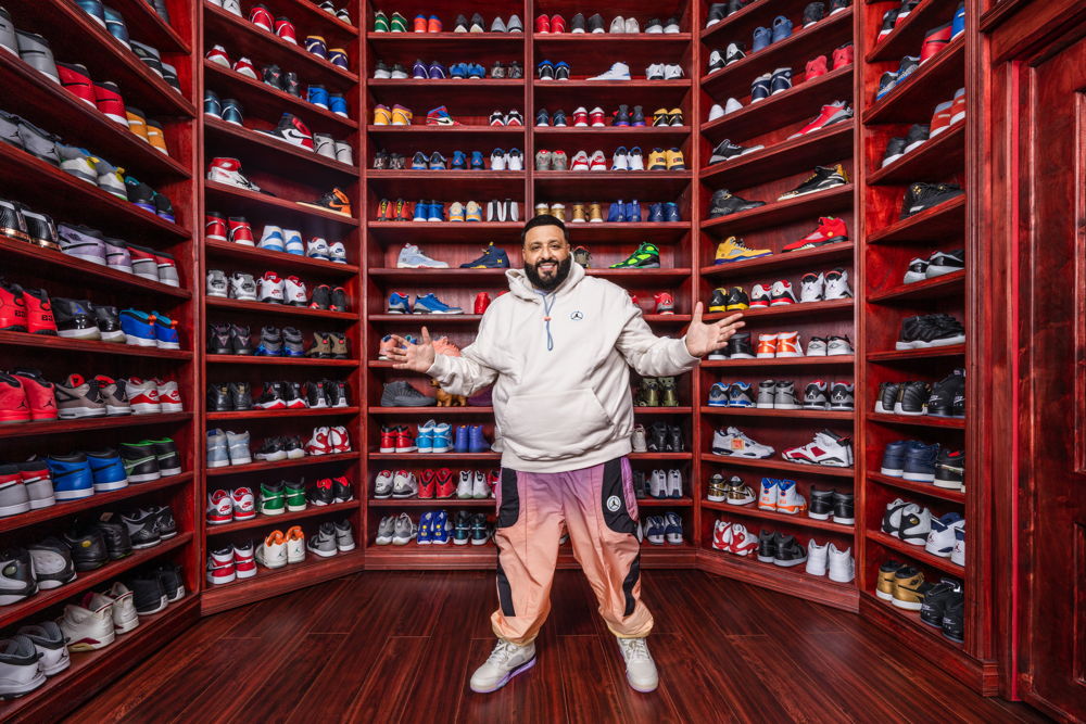 El legendario armario de sneakers de DJ Khaled en Airbnb
