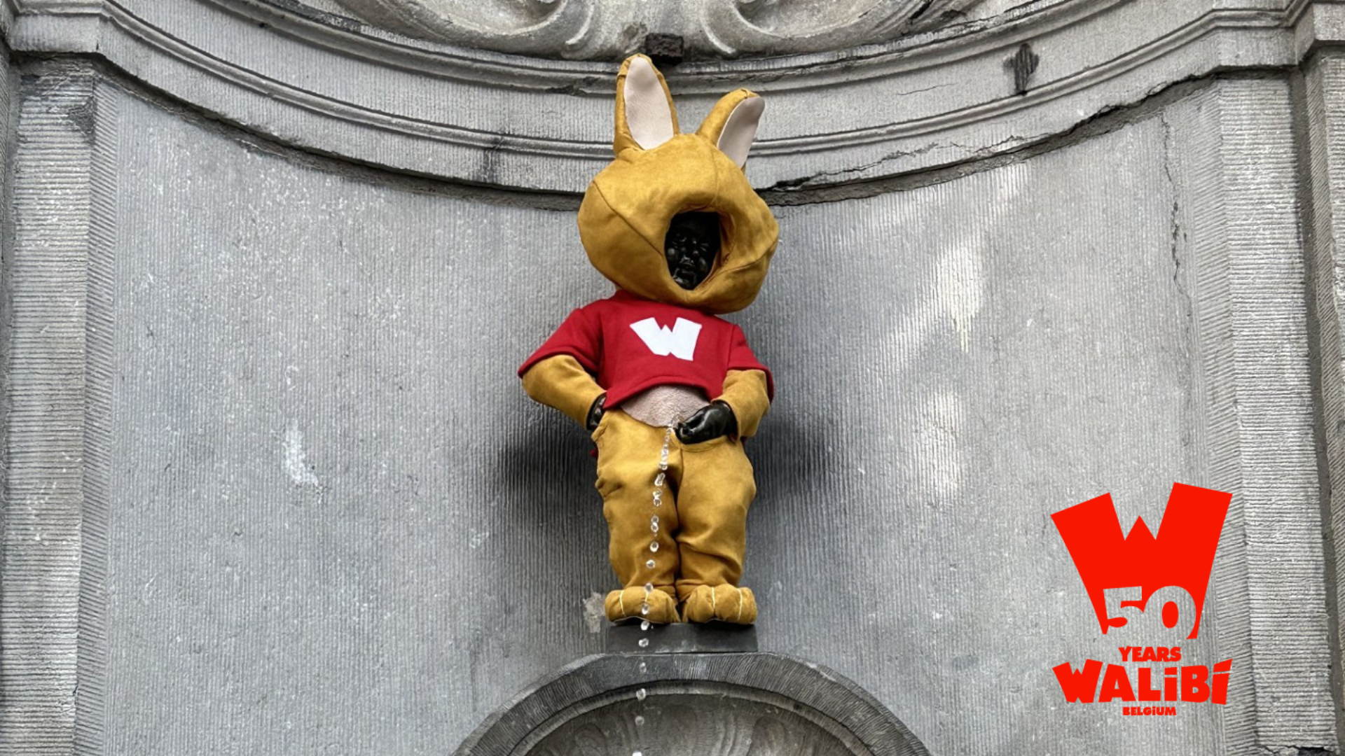 Le Manneken Pis fête les 50 ans de Walibi Belgium