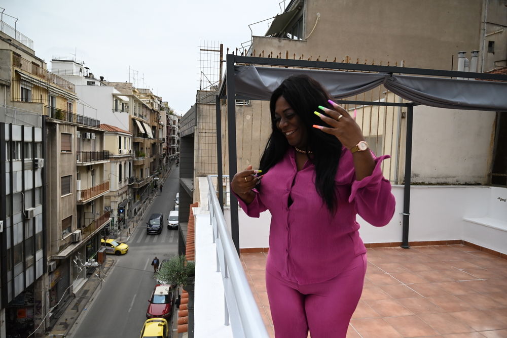 Yuli fled persecution in Cuba and now lives in Greece where she is committed to connecting the Cuban transgender community with healthcare and social services. (c) Maro Verli/MSF