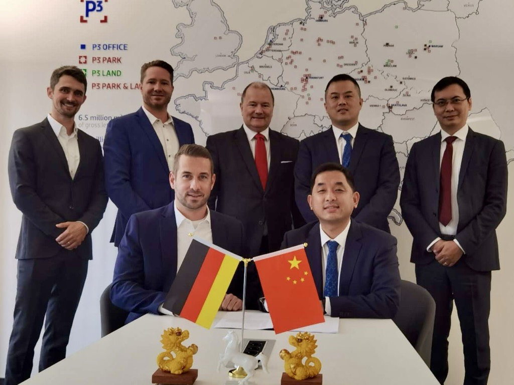 P3 begrüßt Zhejiang Seaport als ersten Mieter im neuen Logistikzentrum am JadeWeserPort