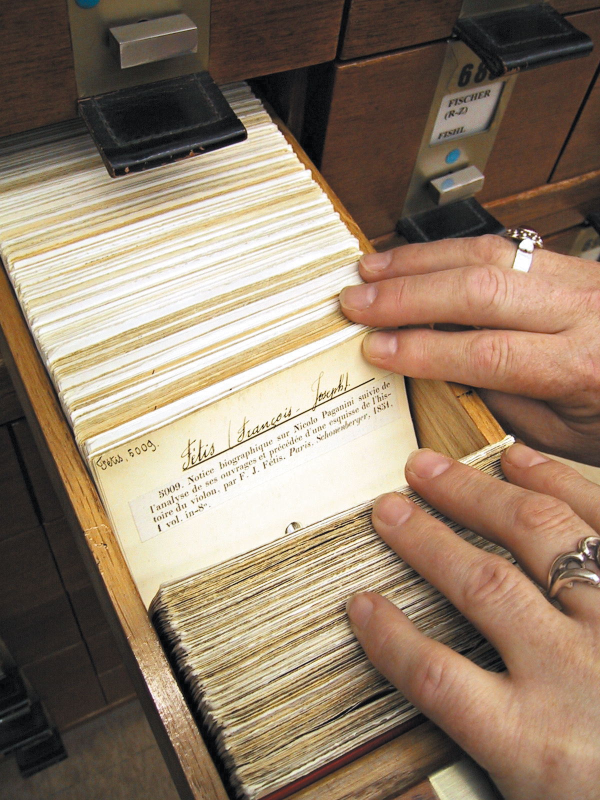 KBR joins OCLC and adds records to WorldCat to increase visibility of collection