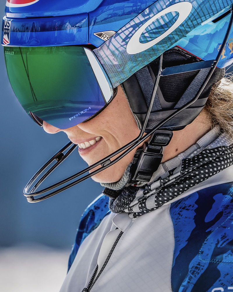 OAKLEY MIKAELA SHIFFRIN - LIFESTYLE IMAGE (2)