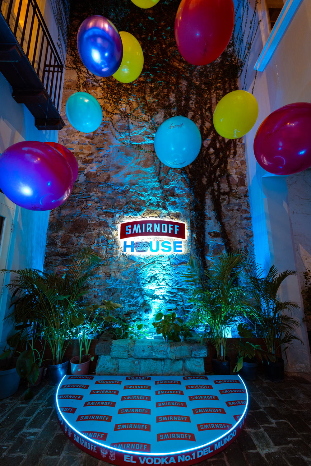 Smirnoff Hause
