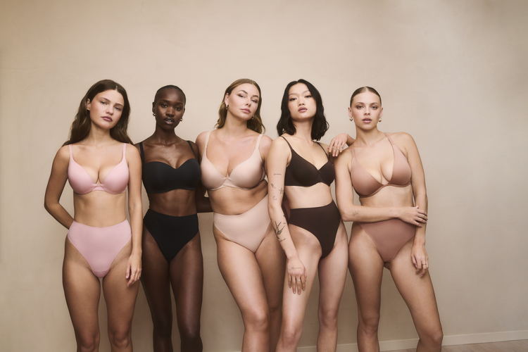 Hunkemöller_SS24_20240226_Hunkemoller_Signature_Q2_MR_M24_Q2_012_SIGNATURES_HKM_Group_Smooth__785