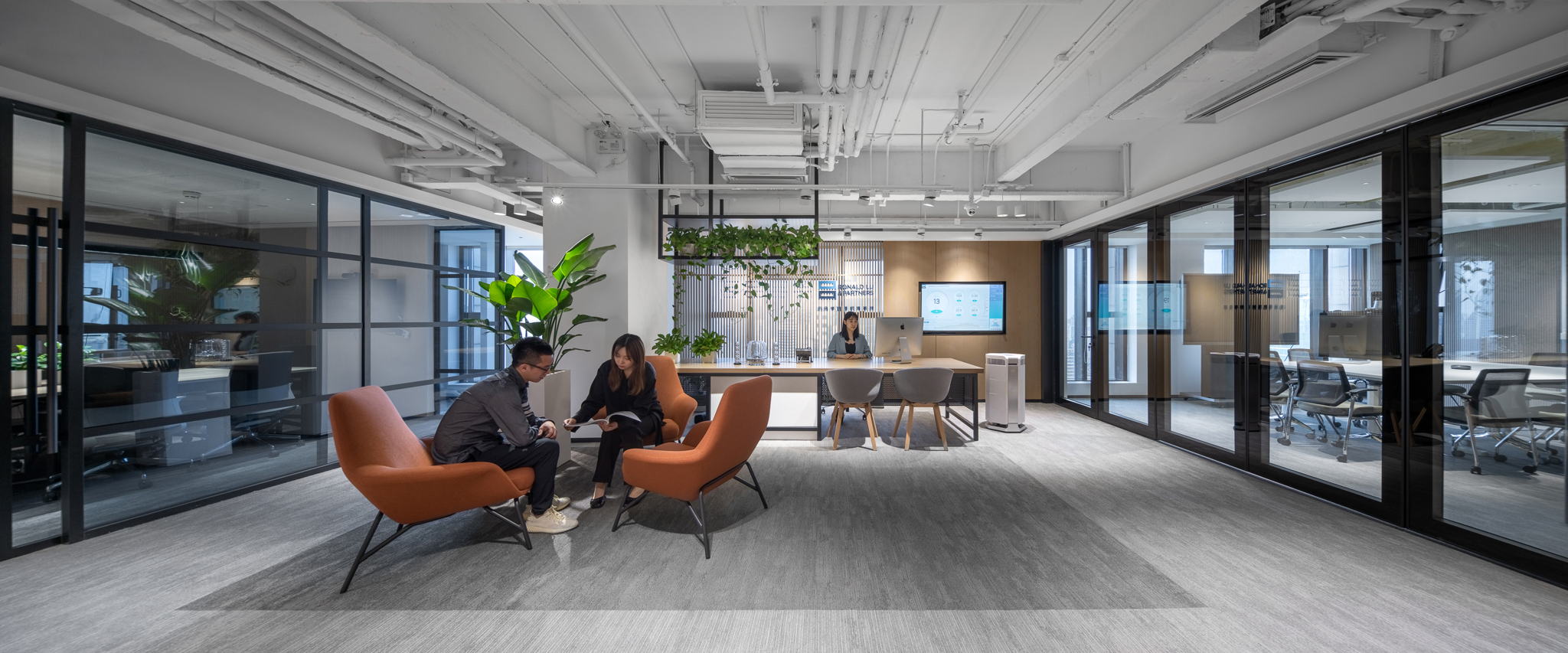 Air quality and temperature are monitored to ensure employee wellness Air quality and temperature are monitored to ensure employee wellness