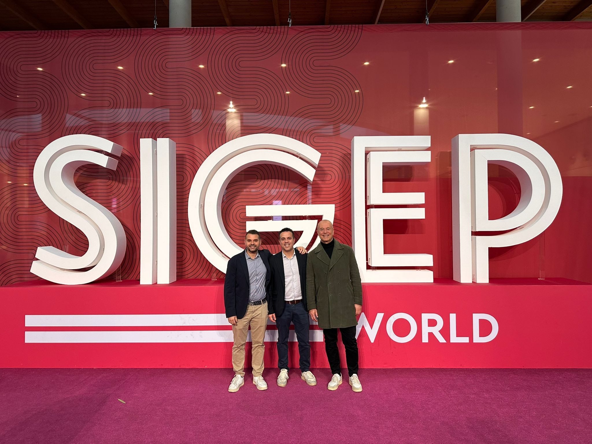 Gabriele Nanni, Sales Director Italy at REPA and his team