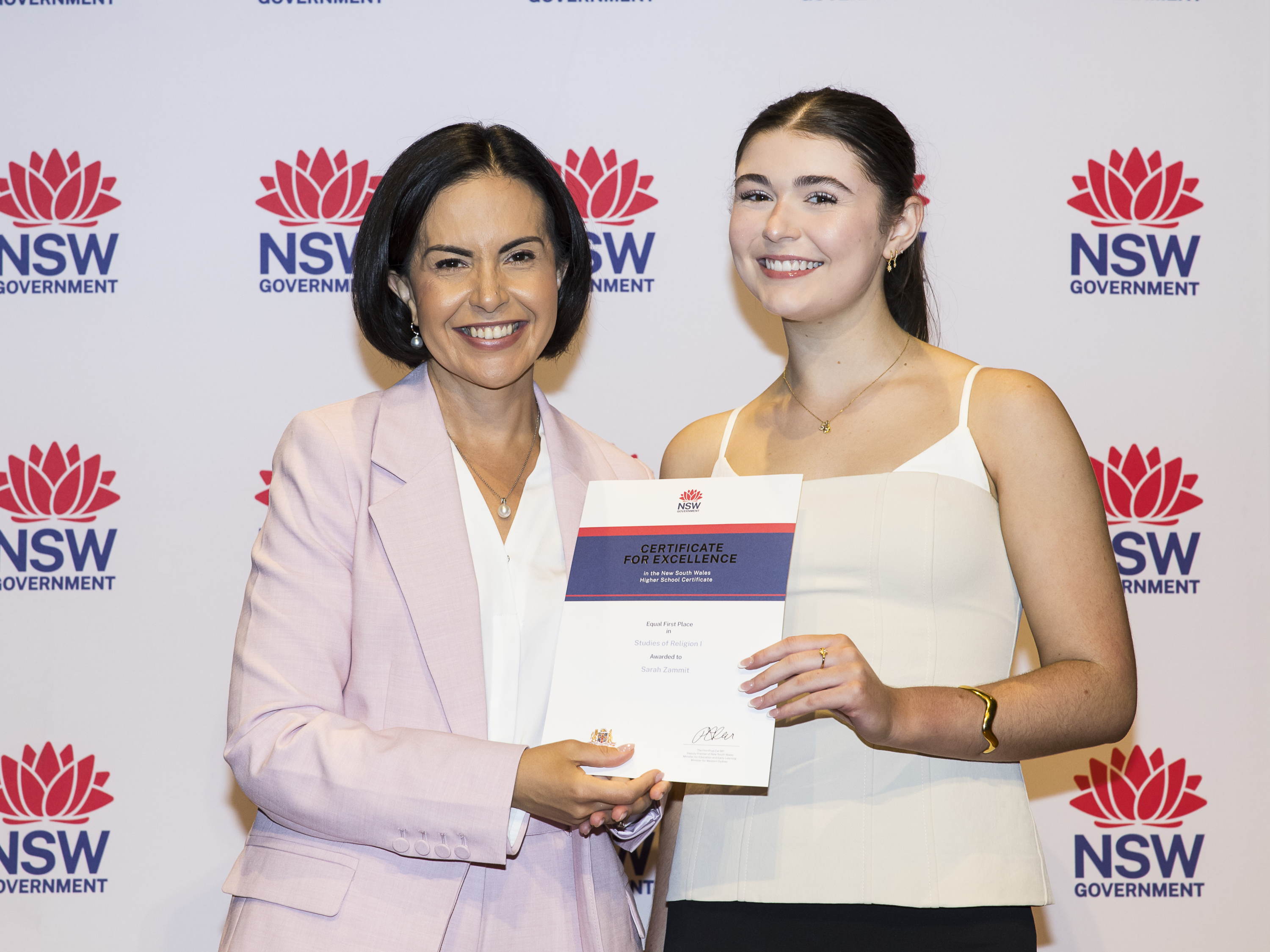 Loreto Normanhurst Celebrates Class of 2024 HSC Achievements and First in Course Result for Accelerated Year 11 Student, Sarah Zammit   