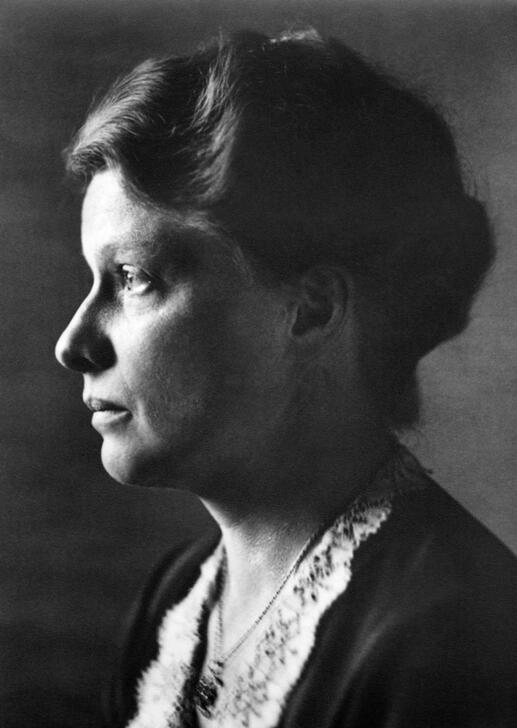 Hertha Sponer, German physicist and chemist who contributed to modern quantum mechanics and molecular physics. AKG9984406 ©akg-images / Science Source Hertha Sponer, German physicist and chemist who contributed to modern quantum mechanics and molecular physics. AKG9984406 ©akg-images / Science Source