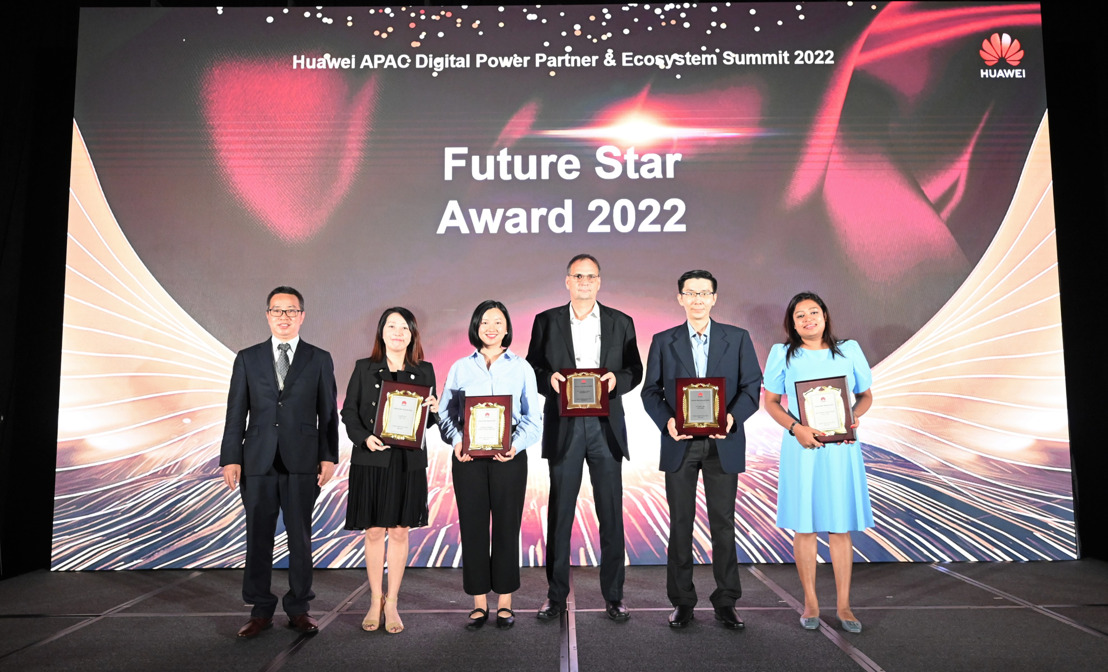 Huawei presents ASEAN regional partner JJ-LAPP with top awards and strengthens partnership