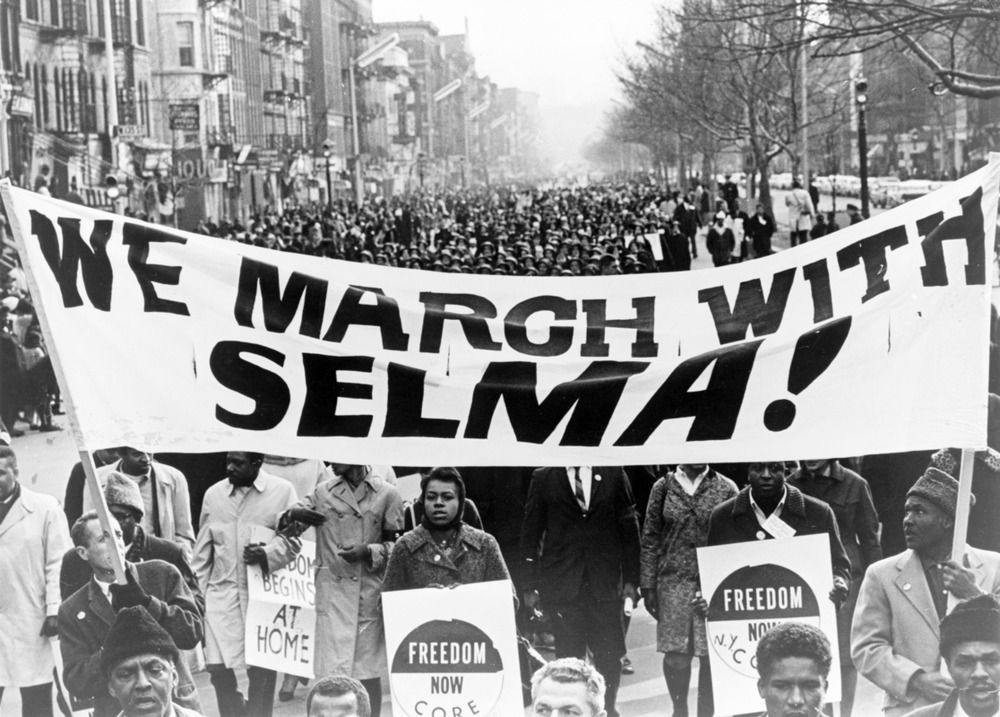 Entitled: "We march with Selma!" On March 15, 1965, addressing a joint session of Congress, President Johnson called for new legislation to guarantee every American's right to vote. The same day roughly 15,000 marchers paraded in Harlem, New York, to support civil rights efforts in Alabama. The three Selma to Montgomery marches in 1965 were part of the Selma Voting Rights Movement and led to the passage that year of the Voting Rights Act, a landmark federal achievement of the 1960s American Civil Rights Movement. Activists publicized the three protest marches to walk the 54 mile highway from Selma to the Alabama state capital of Montgomery as showing the desire of black American citizens to exercise their constitutional right to vote, in defiance of segregationist repression. Photographed for the New York World Telegram & Sun photo by Stanley Wolfson, March 15, 1965. AKG5467857 © akg-images / Science Source