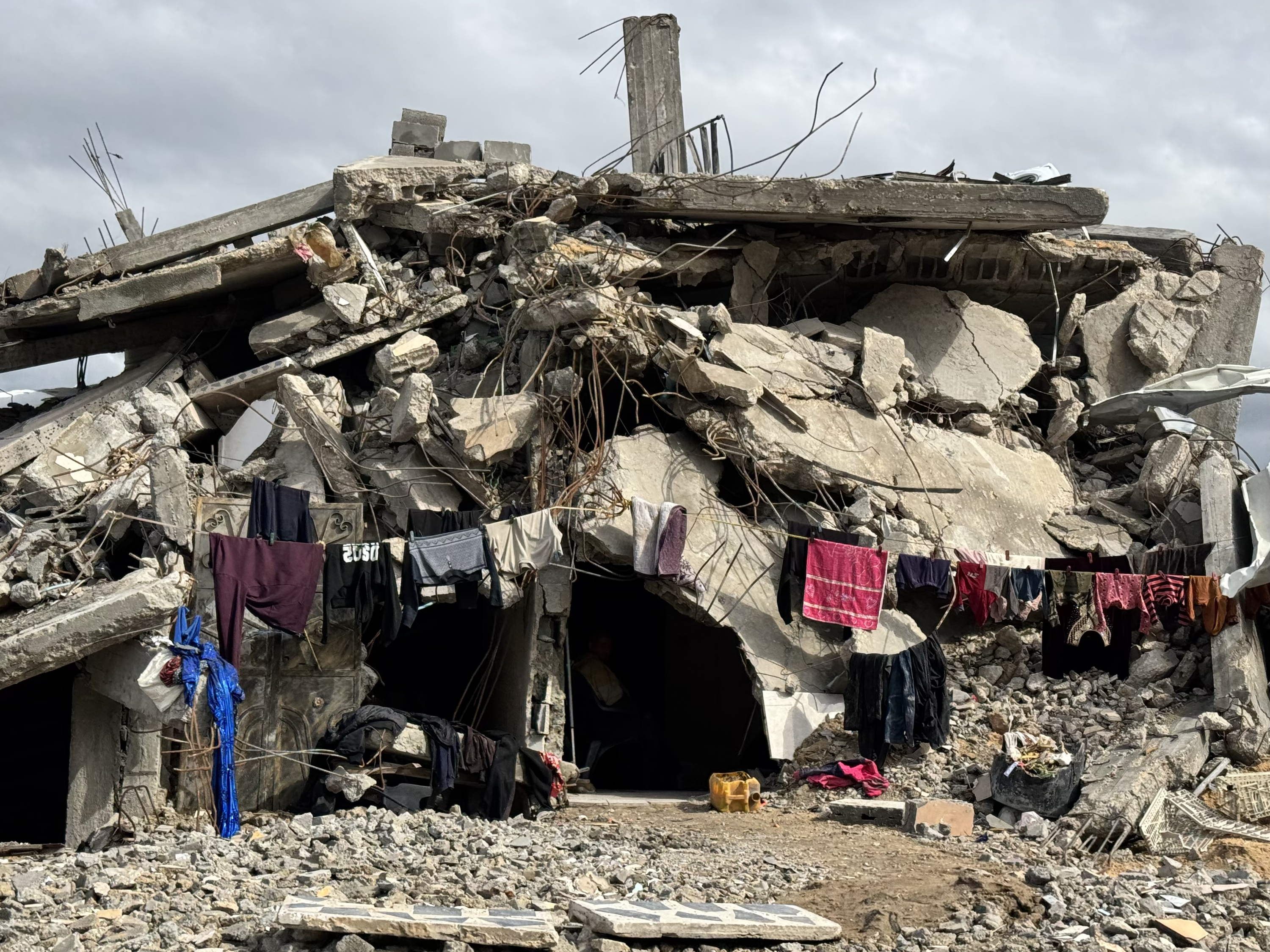 “En Gaza nos precipitamos al abismo”