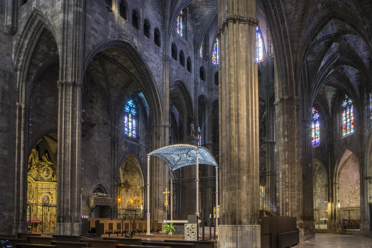 5. Interior Catedral. Crèdit Ajuntament de Girona CRDI. Iconna