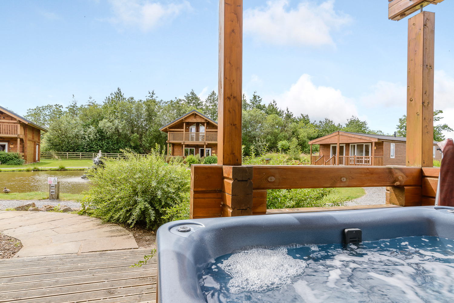 Wellness Woodland Lakes