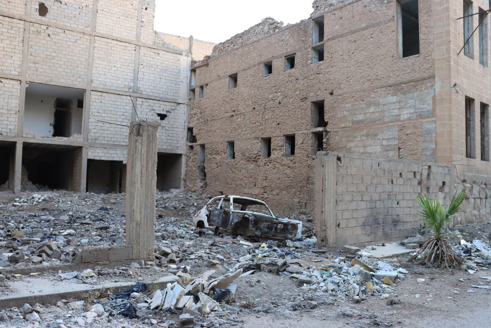 60-80% of the city of Deir ez-Zor has been destroyed, forcing thousands of people to flee.
© Asmar Al-Bahir/MSF 60-80% of the city of Deir ez-Zor has been destroyed, forcing thousands of people to flee.
© Asmar Al-Bahir/MSF