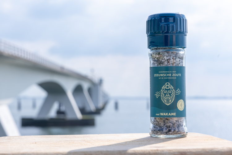 Zeeuwsche Zoute met Wakame bij de Zeelandbrug (© Zeeuwsche Zoute)