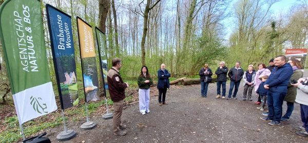 Vlaams Minister Zuhal Demir Opent Hyacintenfestival In Hallerbos