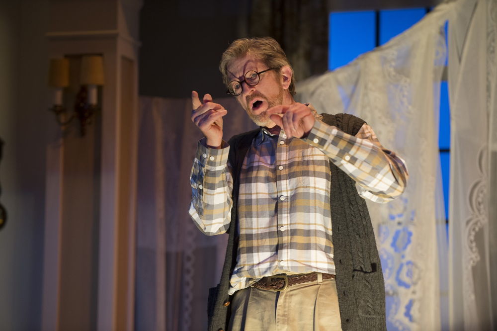 R.H. Thomson in Vanya and Sonia and Masha and Spike by Christopher Durang / Photos by David Cooper