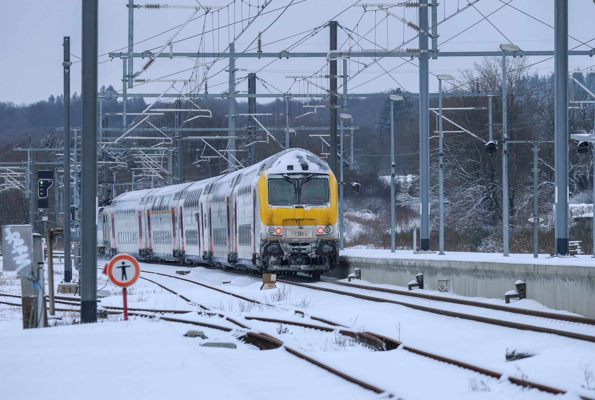 Trains from Belgium stopped at Dutch border as winter weather causes disruption