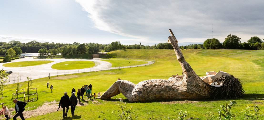 Danish recycling artist Thomas Dambo brings 7 giant trolls to life in Belgium