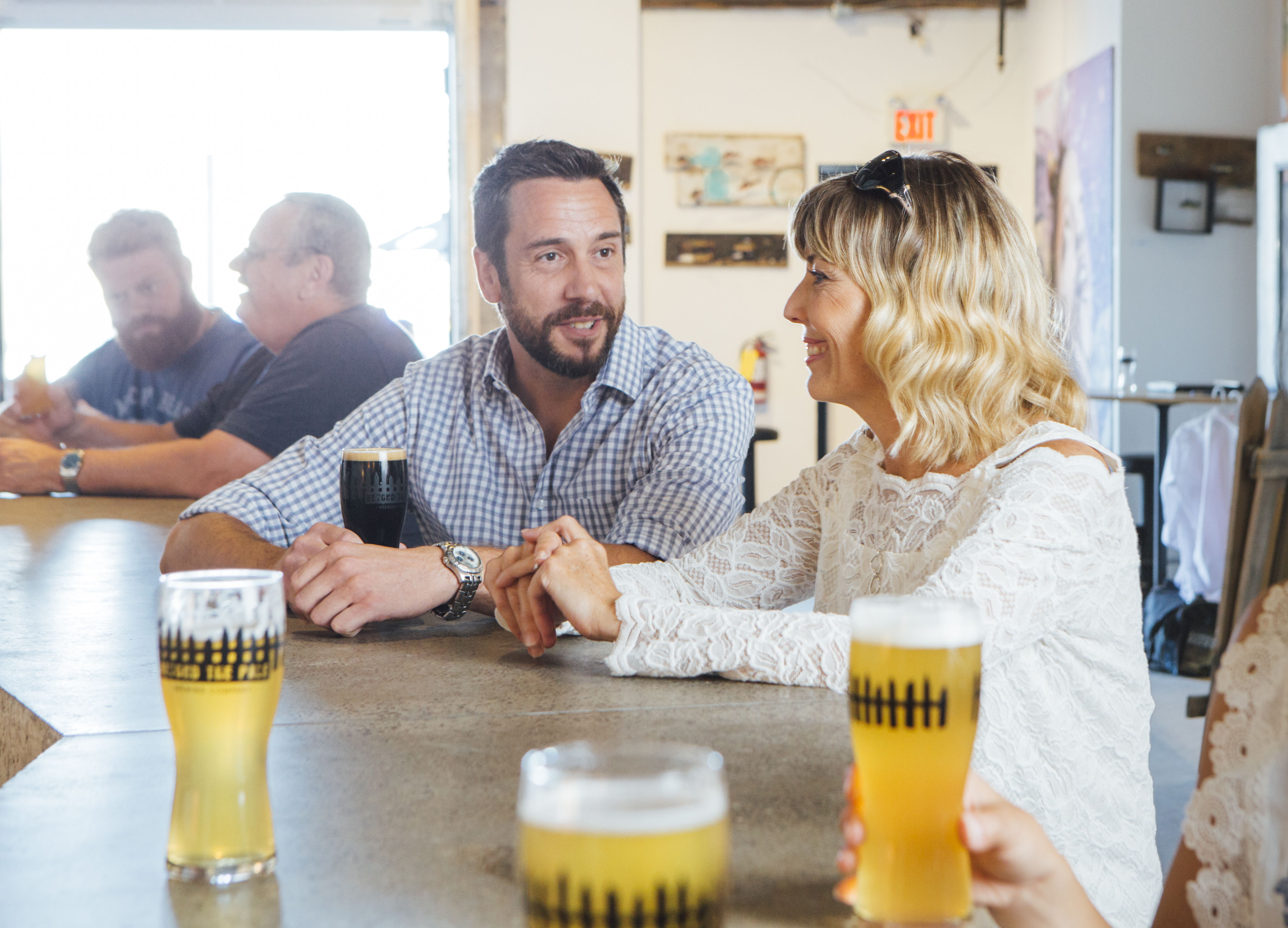 Beyond-the-Pale-Brewing-Company-at the bar-2B3A8855-credit-Ottawa-Tourism.jpg