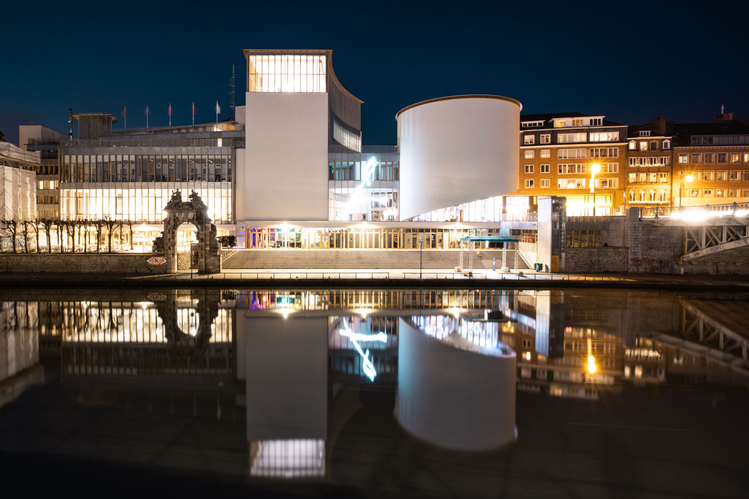 00032908-WBT -Vue sur le Delta de nuit (c) Christophe Vandercam