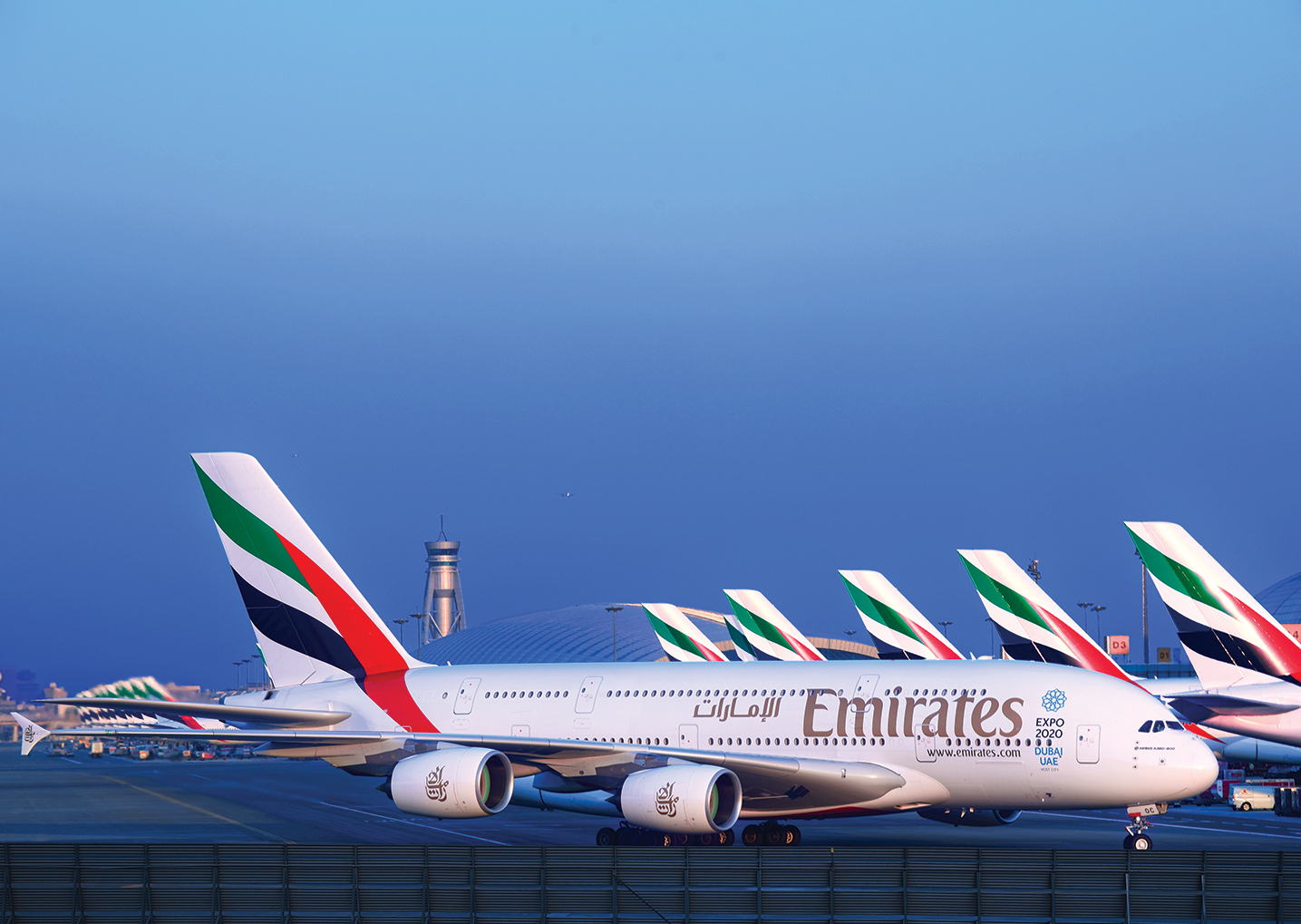 Αποτέλεσμα εικόνας για Emirates orders 36 A380s worth US$ 16 billion