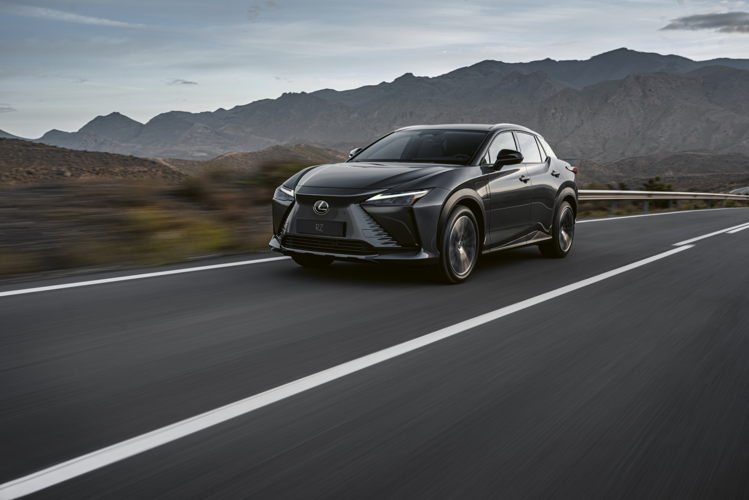 Lexus RZ450e BEV